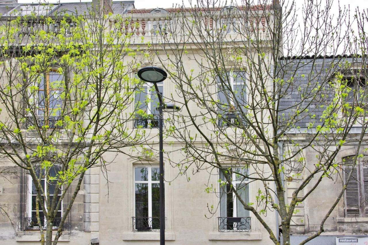 Les Halles Et Hauteurs By Cocoonr Bordeaux Exterior photo